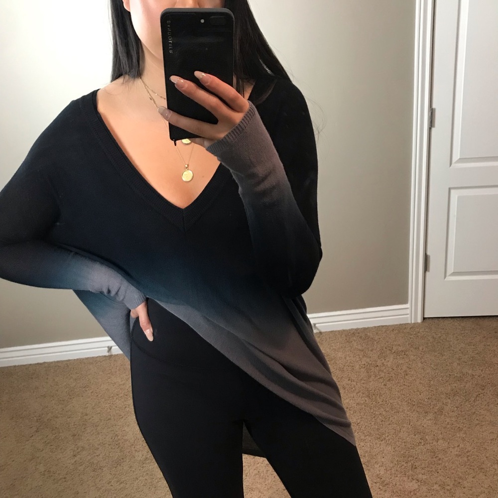 PINS AND NEEDLES || Long-sleeve Tunic